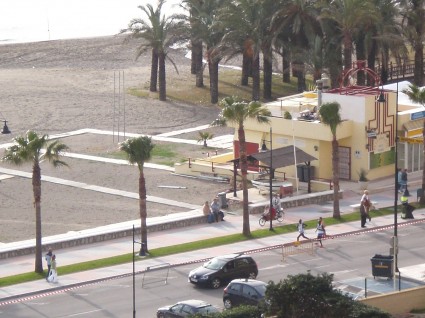 Vista della spiaggia e del lungomare di Torremolinos
